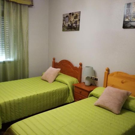 Alojamiento Romina Apartment Villanueva Del Arzobispo Exterior photo